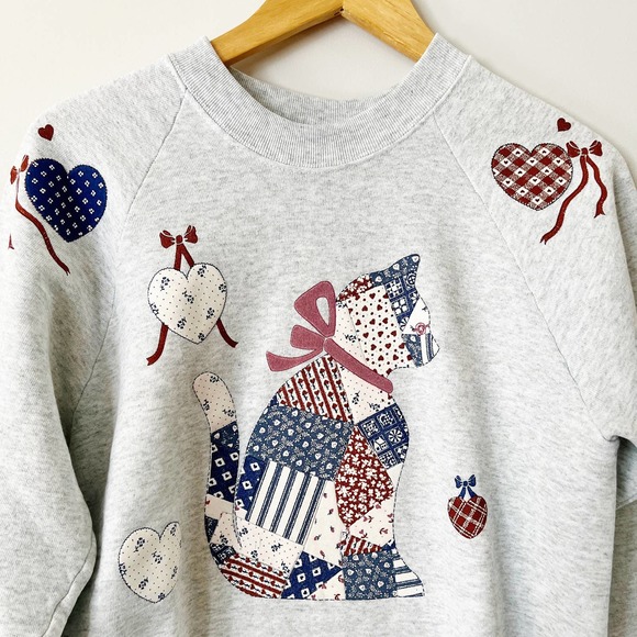 90s Heather Grey Quilted Cat Print Sweatshirt | S/M - Picture 3 of 4